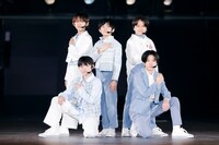 wink first (c)TOBE Co.,Ltd.