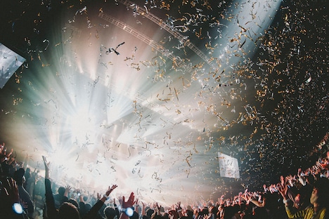 「KOUHEI MATSUSHITA LIVE TOUR 2024 ～R&ME～」の様子。（撮影：西槇太一）