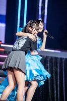 16歳の新メンバー・一ノ瀬こひなを連れ去ろうとする水湊みお。