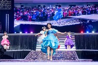 花道へと駆け出す水湊みお。