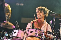 リアド偉武（Dr）（撮影：河本悠貴）