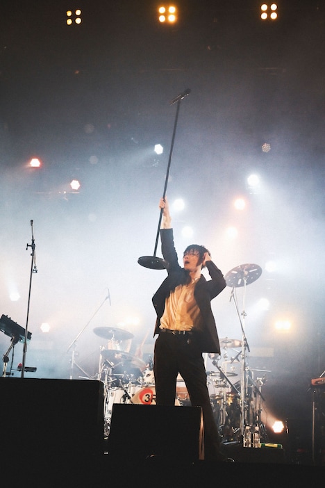 川上洋平（Vo, G）（撮影：河本悠貴）