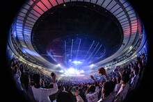 EXILEのパフォーマンスの様子。