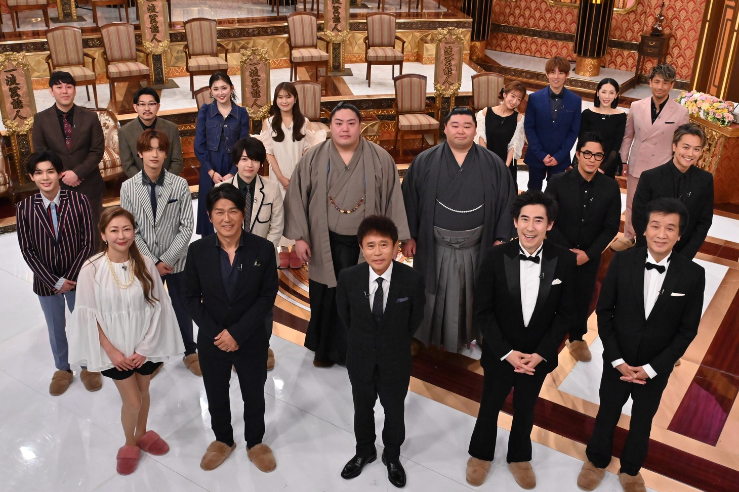 「芸能人格付けチェックBASIC 春の3時間スペシャル」より。(c)ABCテレビ