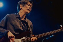 佐藤征史（B）（撮影：三田村亮）