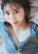 菅原茉椰（SKE48）1st写真集「シャッターチャンス」通常版表紙。（撮影：藤原宏）