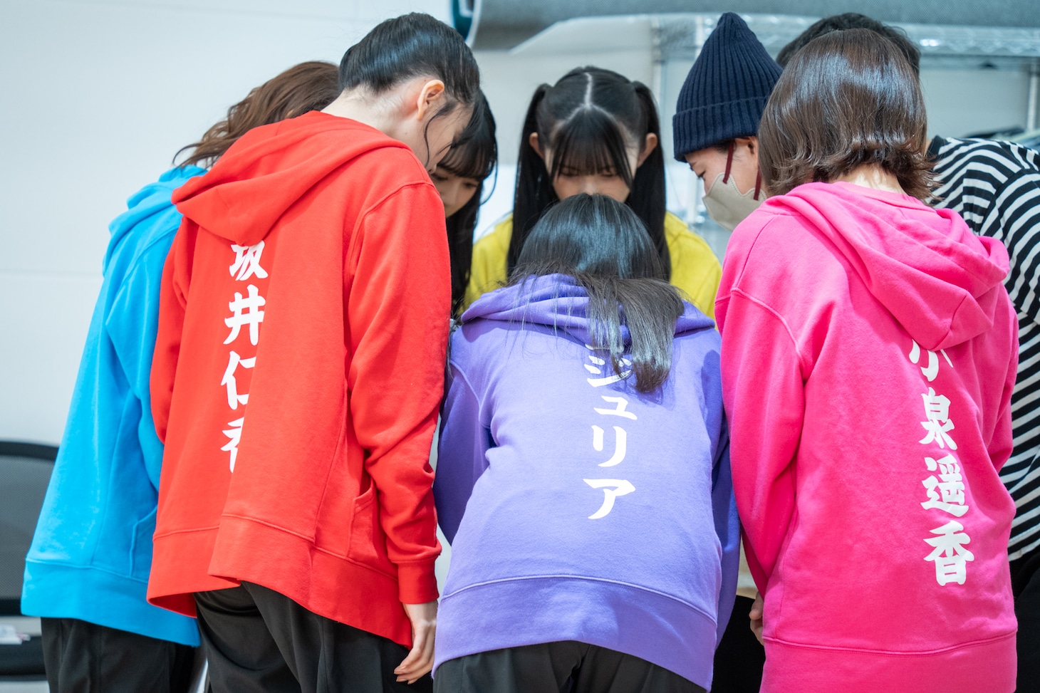 稽古中の超ときめき♡宣伝部。