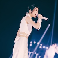 miletが弱さもさらけ出し、ありのままを歌った「GREEN LIGHTS」横浜公演レポート