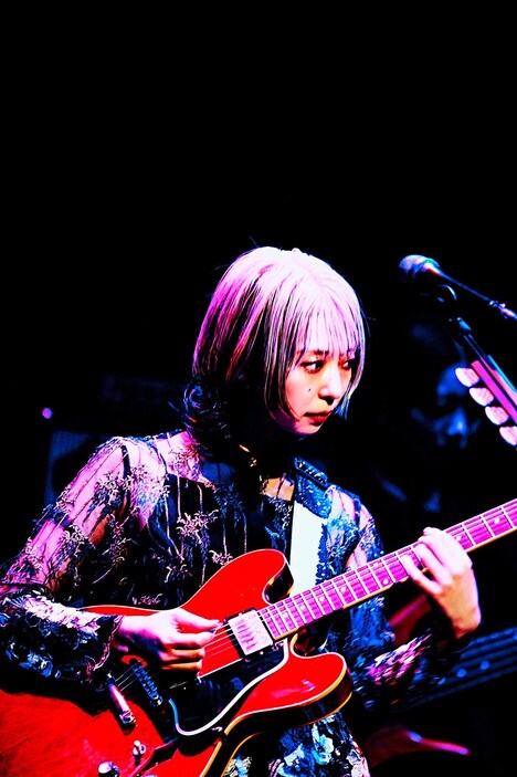 竹内アンナ（Photo by Kazushi Hamano）