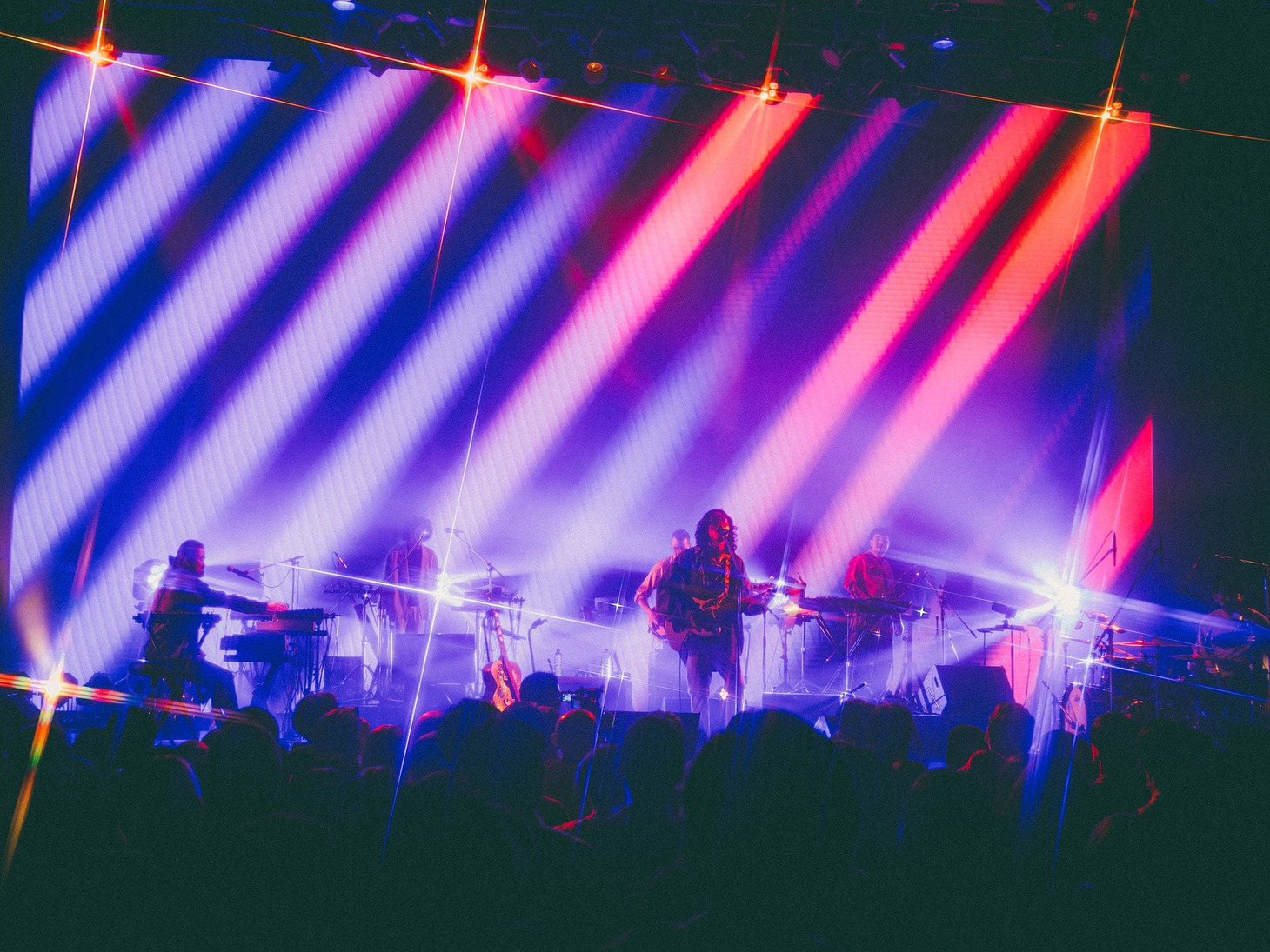 「ROTH BART BARON『8』TOUR 2023-2024」ファイナル公演の様子。（Photo by Daiki Miura）