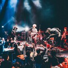 9mm結成20周年!“少年”の声を浴び、“Vampiregirl”の頭揺らしたビルボードライブ