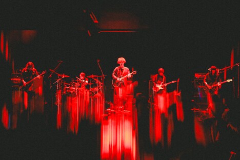 「カオスの百年 vol.20」2ndステージの様子。(撮影:西槇太一)