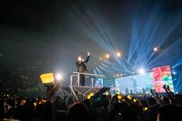 「Takanori Iwata LIVE TOUR 2024 "ARTLESS”」初日公演の様子。