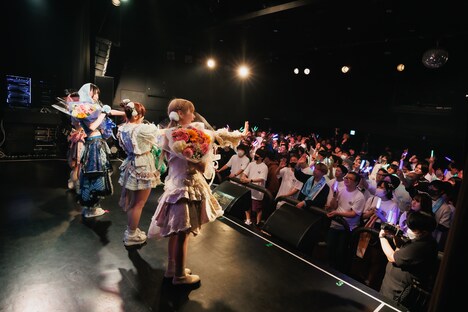アンスリューム「5th Anniversary Live『Run-up!!!!!』」の様子。（Photo by nishinaga "saicho" isao）