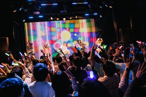 アンスリューム「5th Anniversary Live『Run-up!!!!!』」の様子。（Photo by nishinaga "saicho" isao）