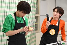 タクヤの調理の様子。