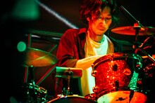 松田晋二（Dr）（撮影：橋本塁[SOUND SHOOTER]）