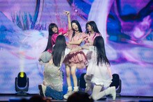 「My World」を披露するILLIT。 (P)&(C) BELIFT LAB Inc.