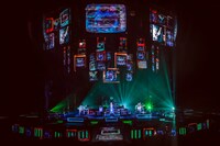 L'Arc-en-Ciel（Photo by Takayuki Okada）