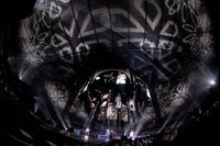 L'Arc-en-Ciel（Photo by Tomohide Sodeyama）