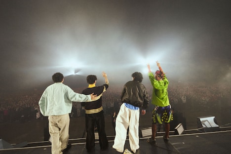 King Gnu。写真は札幌ドーム公演。（Photo by Tomoyuki Kawakami）