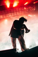 常田大希（Vo, G）（Photo by Kosuke Ito）