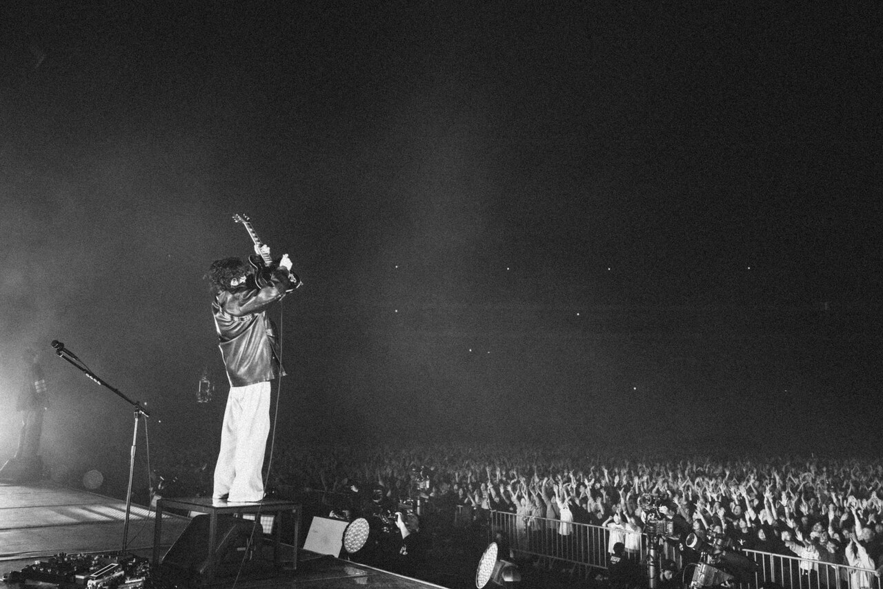 King Gnu ドームツアー トートバッグ 黒 Goods】King Gnu Dome Tour「THE GREATEST UNKNOWN」第1弾