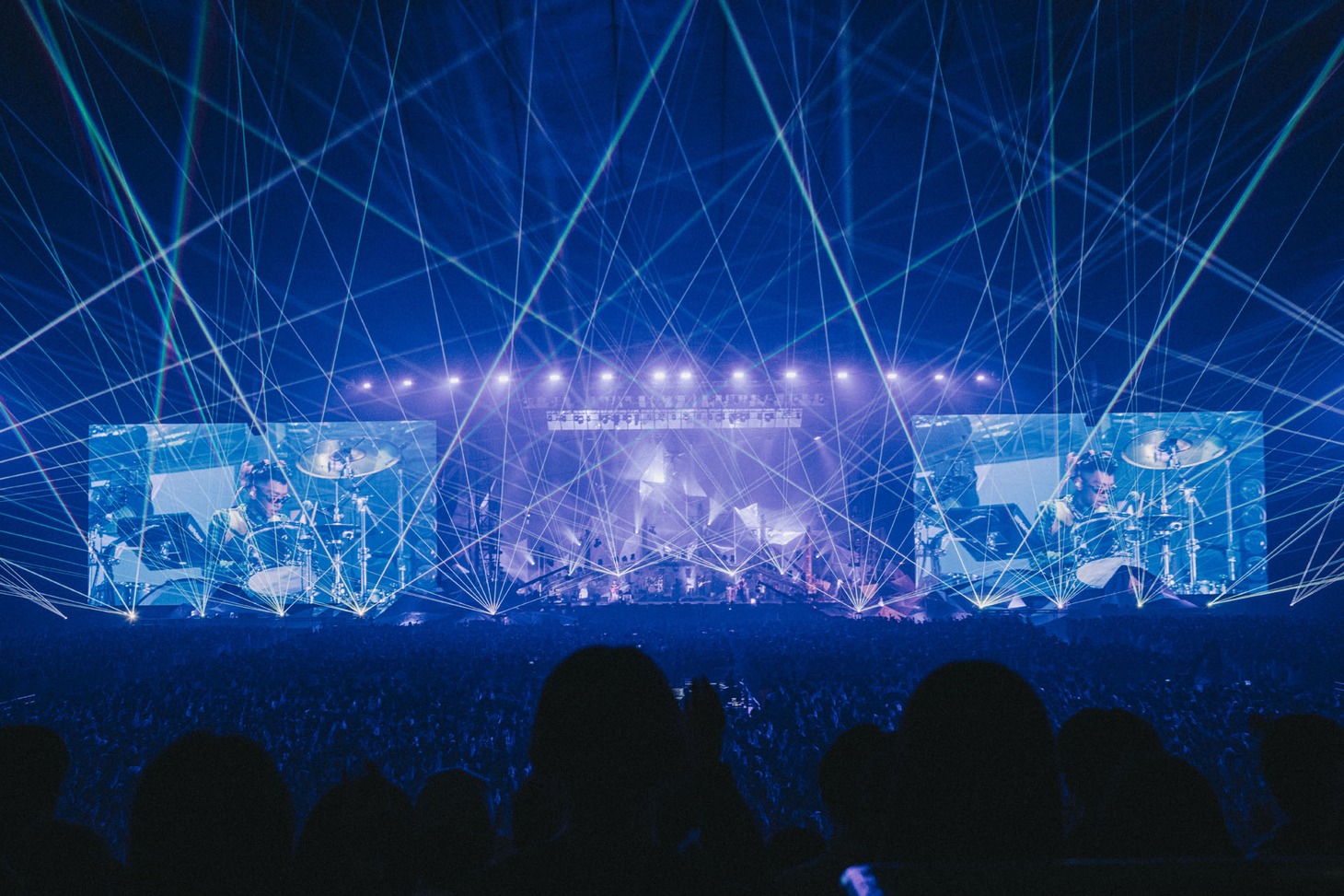 「King Gnu Dome Tour THE GREATEST UNKNOWN」東京ドーム公演の様子。（Photo by Kosuke Ito）
