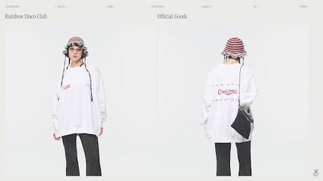 「Rainbow Disco Club」15周年記念オフィシャルグッズのロングTシャツ。