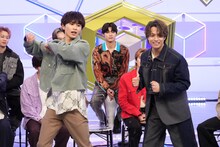 タクヤ（超特急）と和田颯（Da-iCE）。(c)日本テレビ