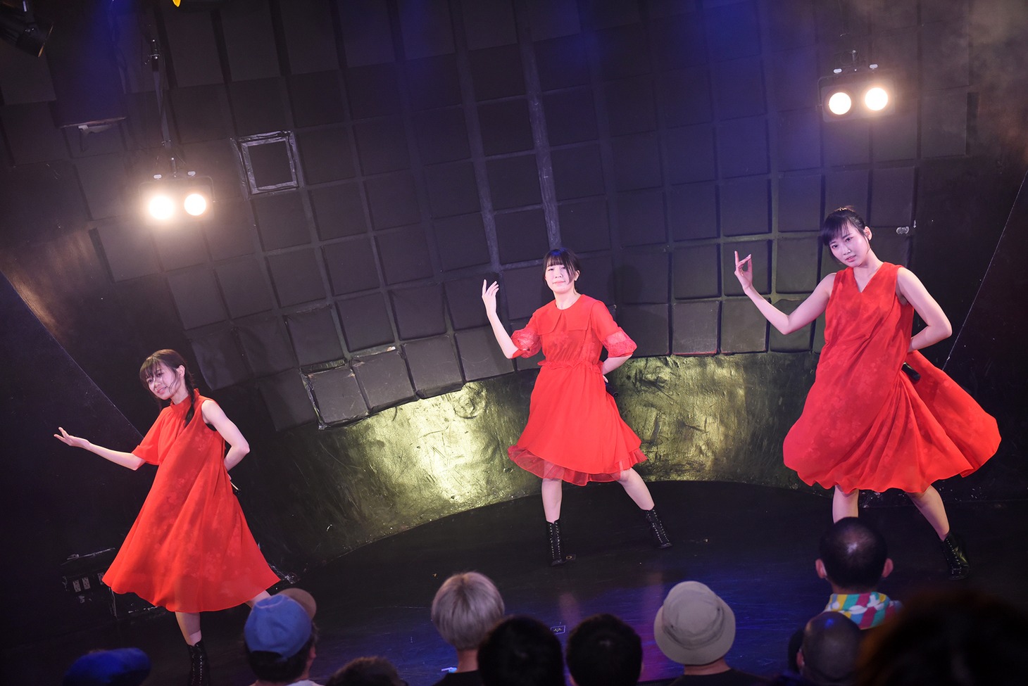 RYUTist「君の胸に、Gunshot」リリースパーティの様子。