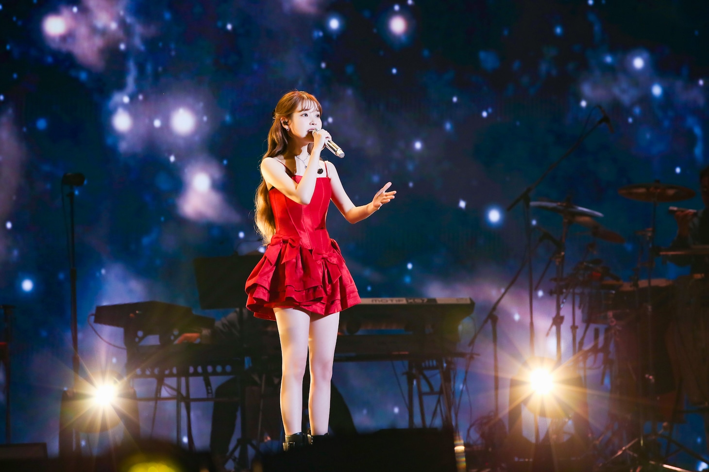 IU
