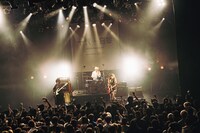 ブランデー戦記のステージの様子。（撮影：マスダユウタ）