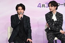 柏木悠（超特急）と木村慧人（FANTASTICS）。