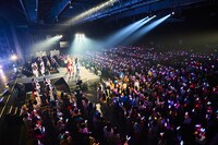 「CUBERS LAST LIVE - Final scene and Life goes on -」の様子。（撮影：上溝恭香）