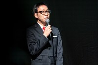 記者発表会の司会を務めた清野茂樹アナウンサー。