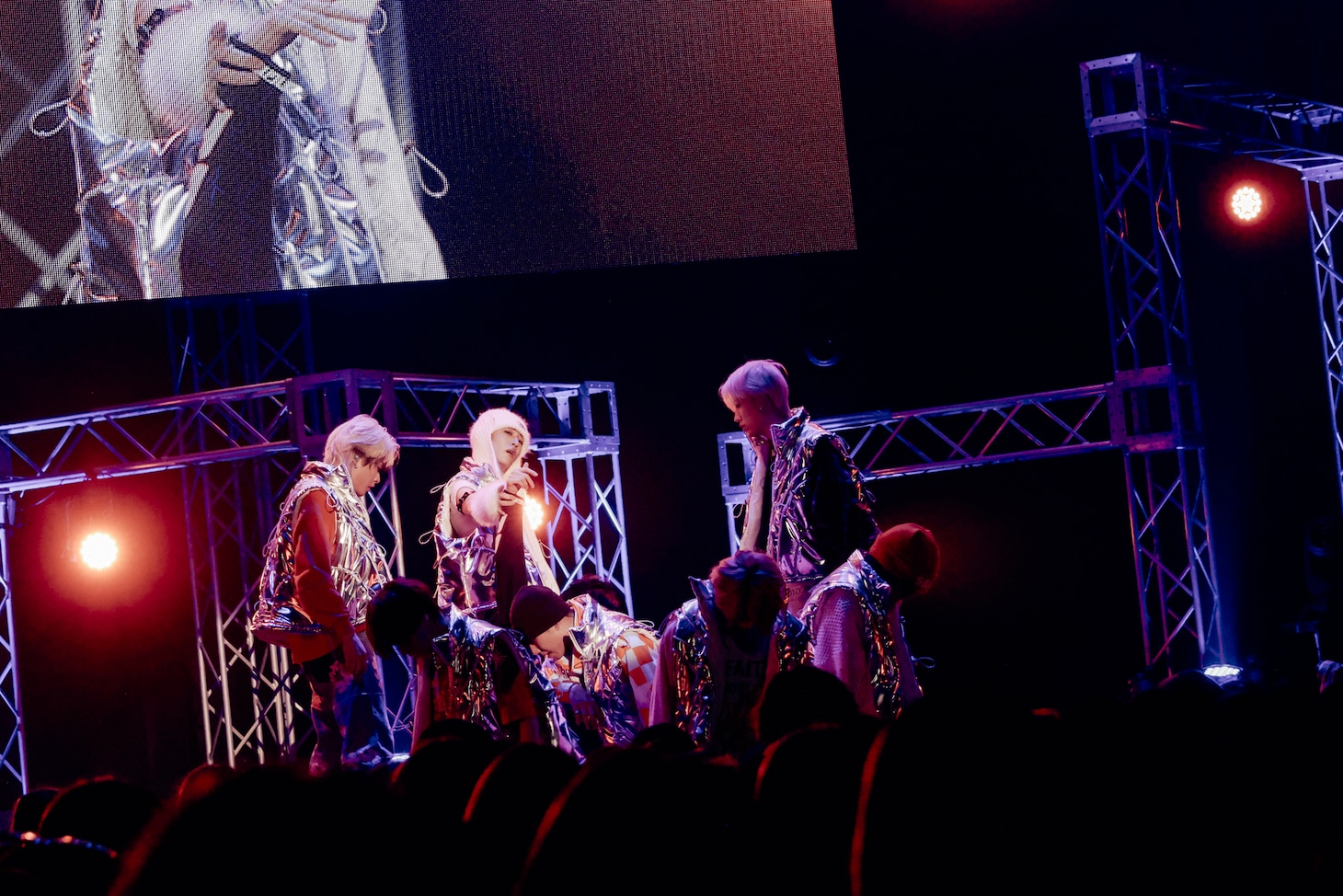 「SPACE SHOWER TV presents MAZZEL【THE SHOWCASE】supported by J:COM」の様子。