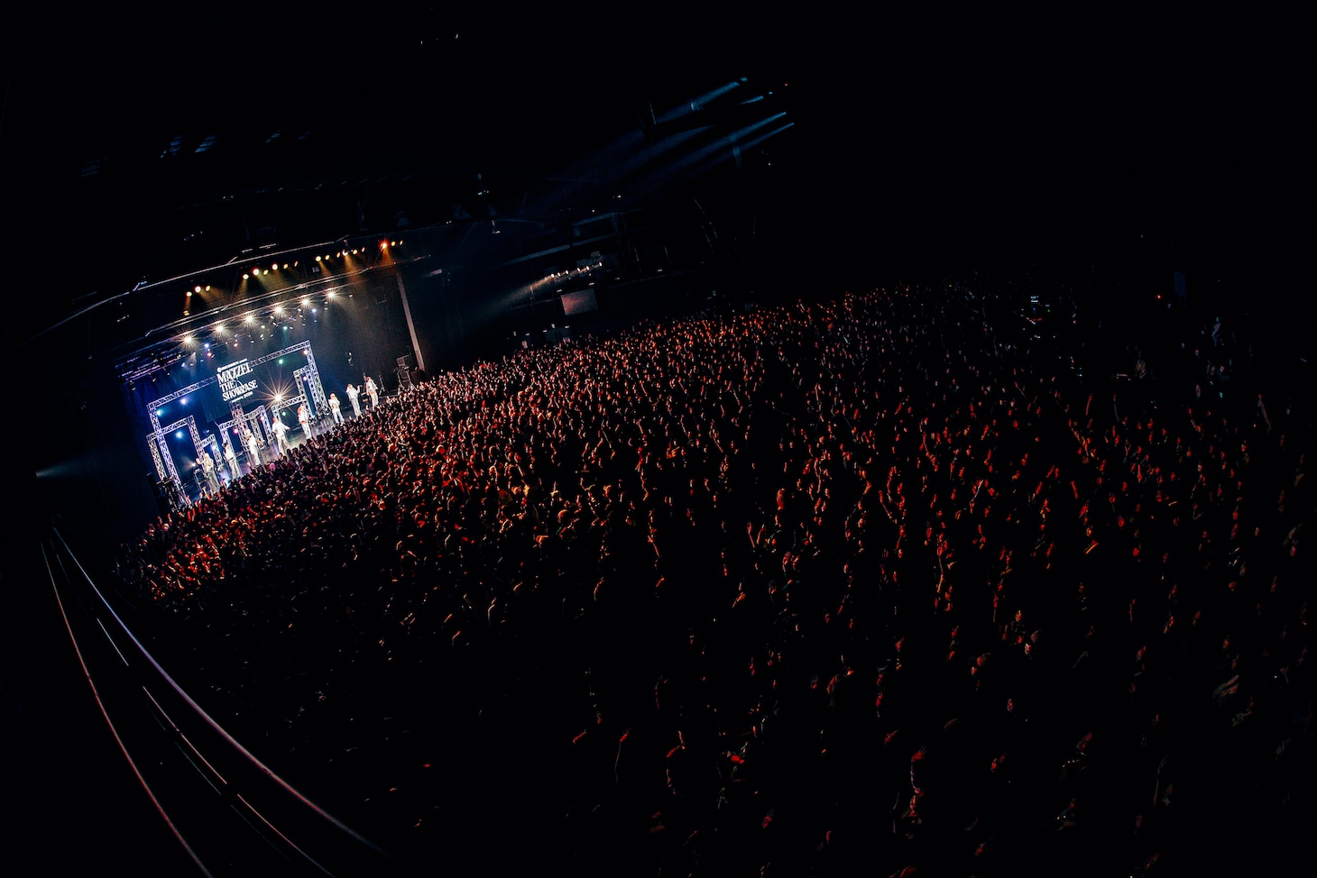 「SPACE SHOWER TV presents MAZZEL【THE SHOWCASE】supported by J:COM」の様子。