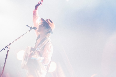 ハナレグミ（撮影：西槇太一）