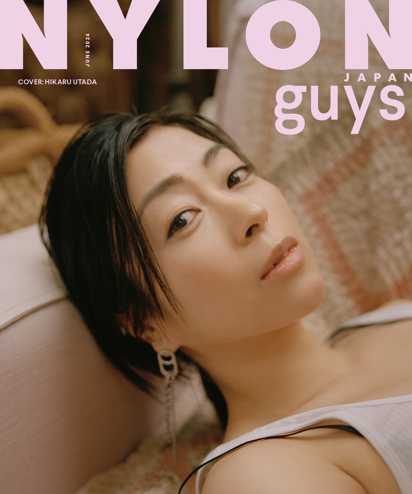 宇多田ヒカルを44ページ大特集、創刊20周年記念「NYLON JAPAN」表紙に