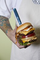 「漢 Kitchen公式BOOK HIPHOPめし」告知ビジュアル