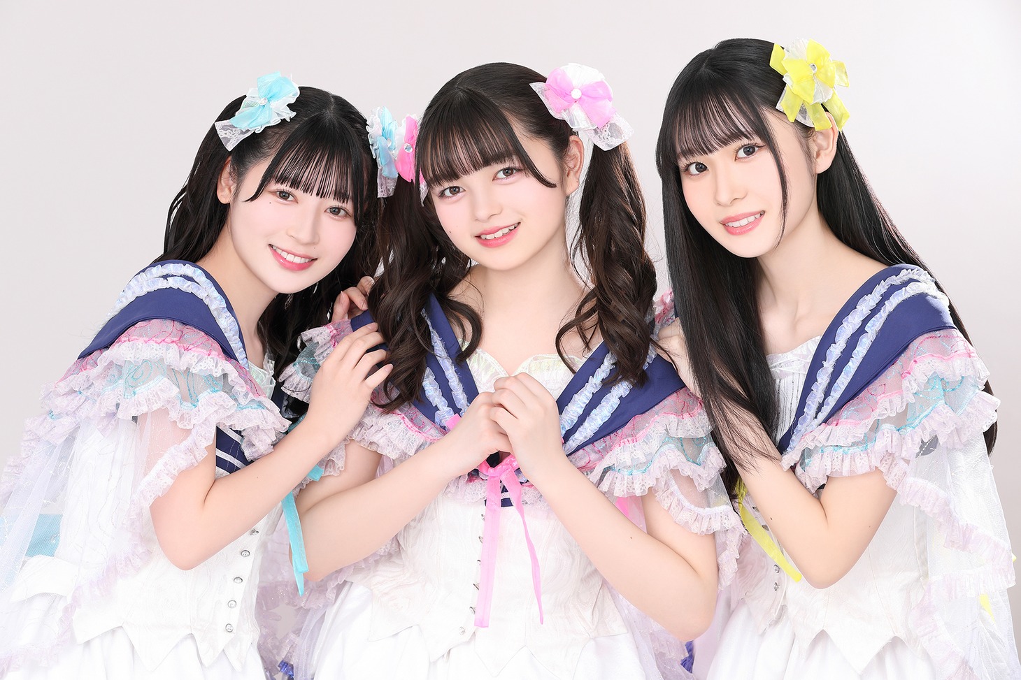 虹のコンキスタドール予科生。左から一宮ゆい、川端優、石原愛梨沙。