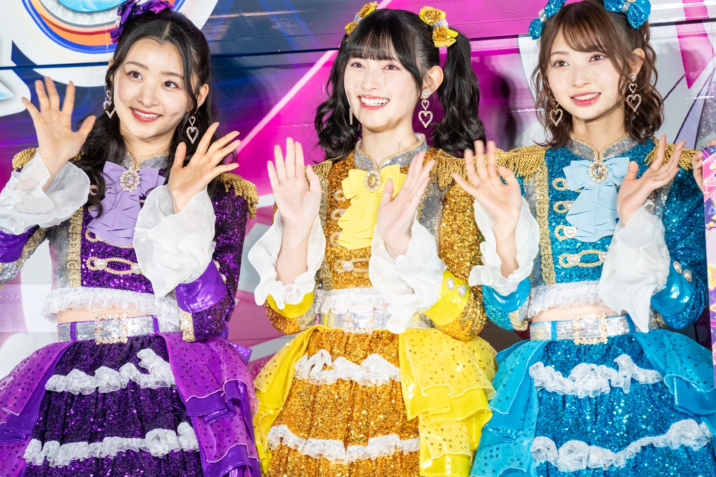 左から超ときめき♡宣伝部の杏ジュリア、菅田愛貴、辻野かなみ。