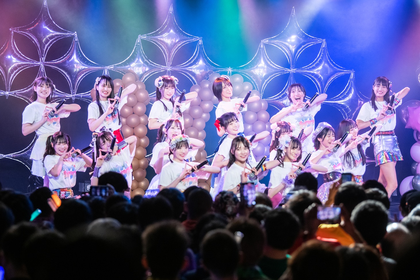 16人になった虹のコンキスタドール。