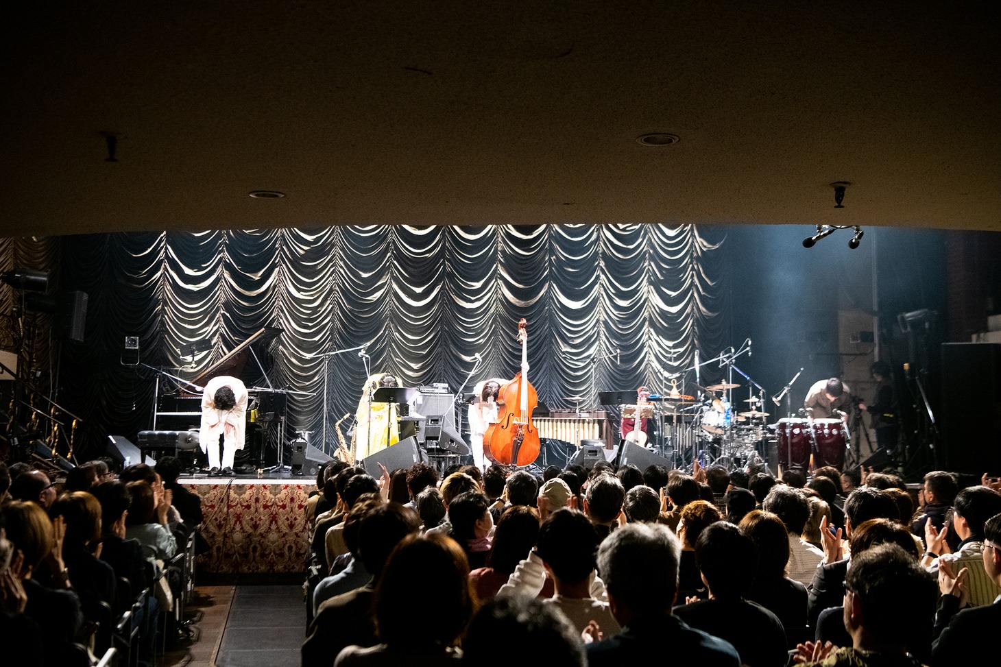 「soraya 1st Album Release Live "ゆうとぴあは そこに"」の様子。