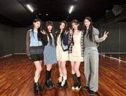 ILLITが日本の地上波番組デビュー、「イッテQ」でガンバレルーヤとダンス