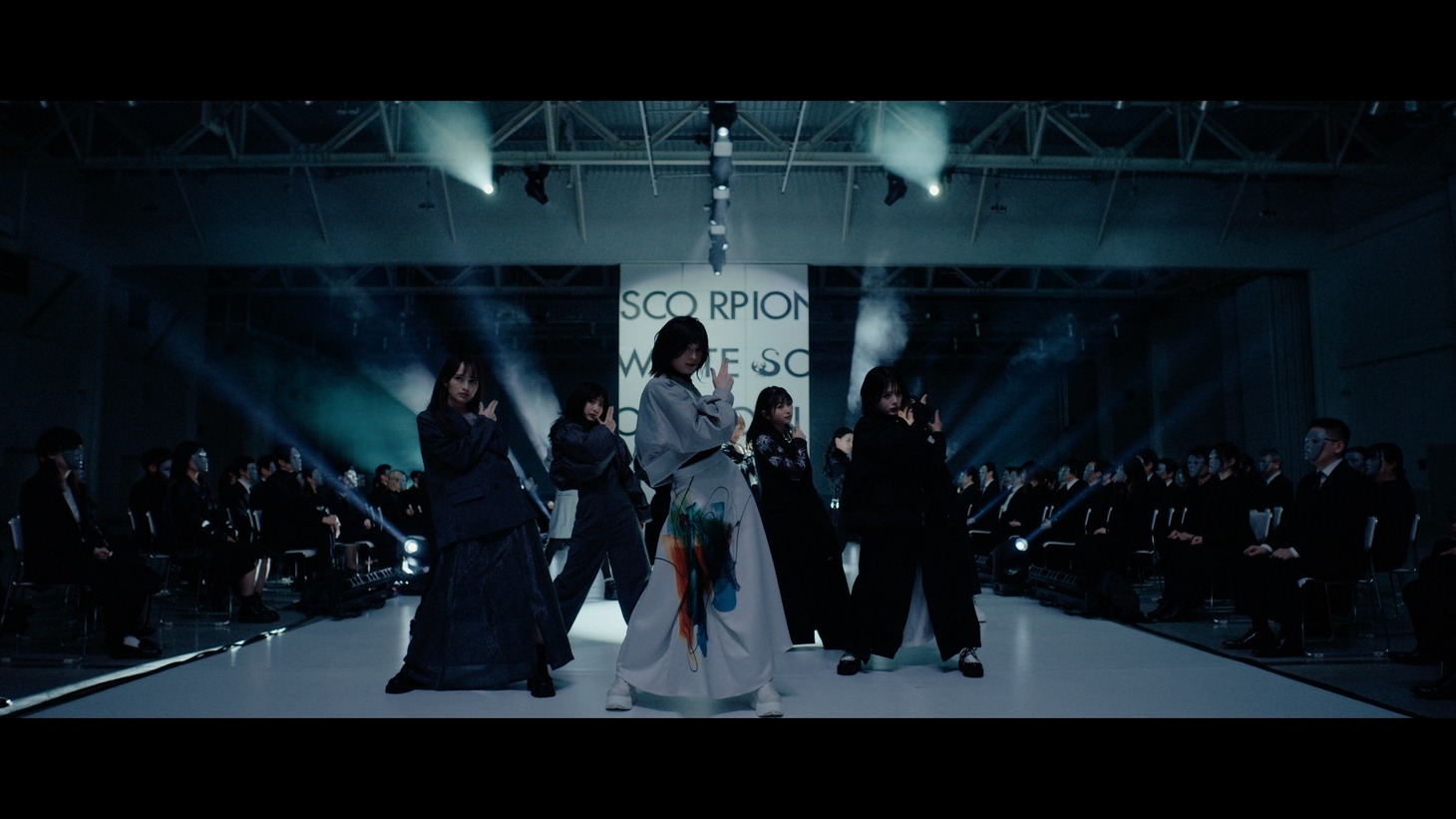 WHITE SCORPION「Satisfaction graffiti」MVより。(c)OVERSE