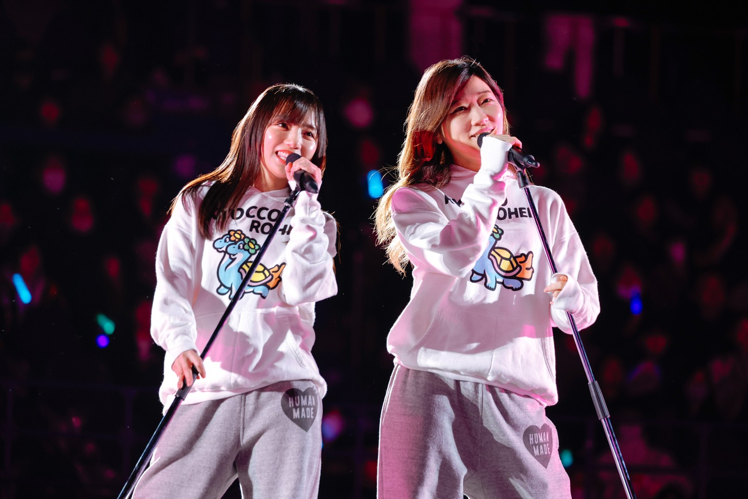 齊藤京子とヒコロヒー。（撮影：上山陽介）