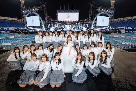 齊藤京子と日向坂46メンバー。（撮影：上山陽介）