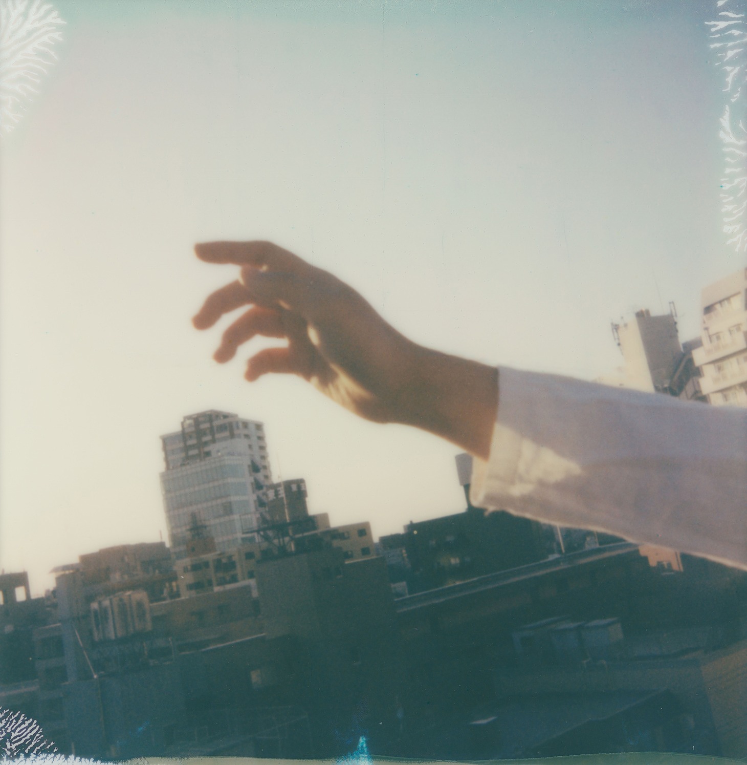Lilubay「つゆのあとさき」配信ジャケット